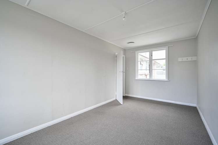 912 Bledisloe Street Raureka_6