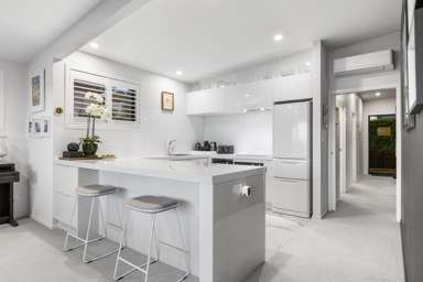 1/107 Wharf Street_3