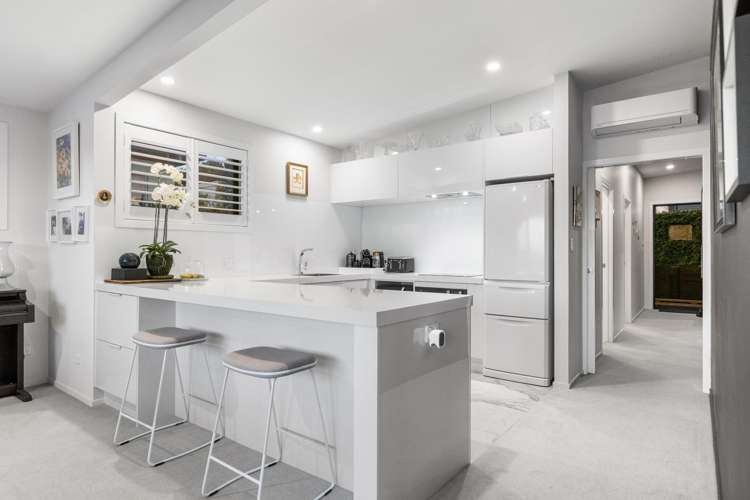 1/107 Wharf Street Tauranga Central_3