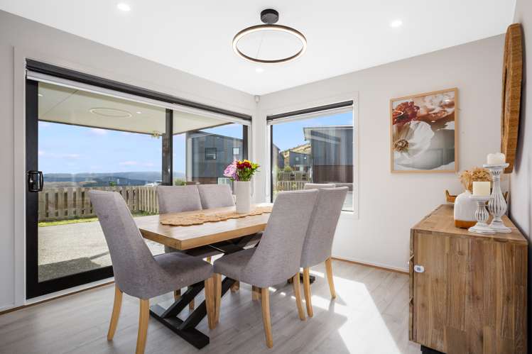 28 Astelia Way Woodridge_7