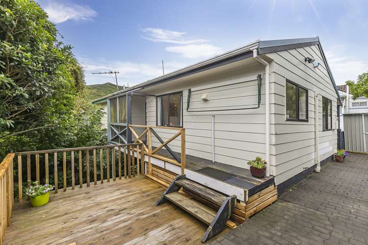 16 Hazlewood Avenue Karori_6