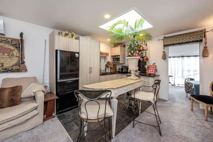 3/2 Gordon Road Morningside_11