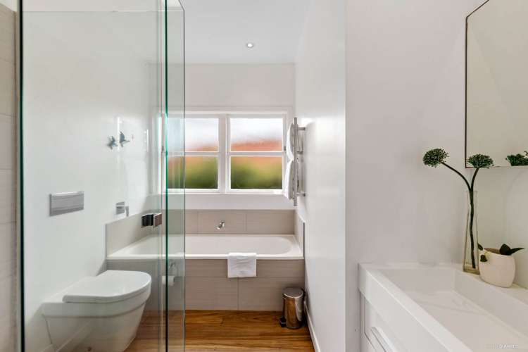 163 Chivalry Road Glenfield_12