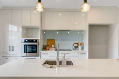 17 Karearea Avenue_2