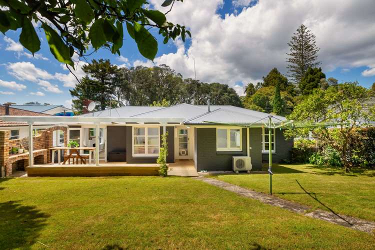 55 Alberton Avenue Mount Albert_24