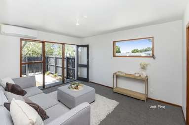 1/19 Torrens Road_3