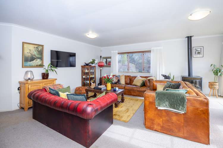 60 Cowley Drive Leamington_21