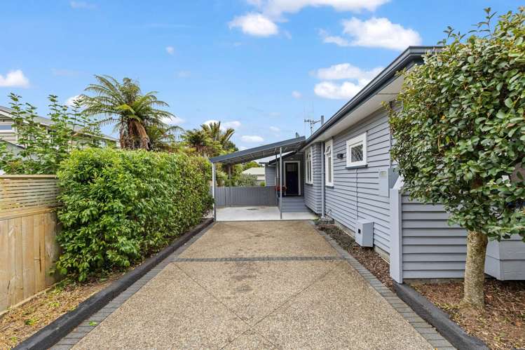 77 Macfarlane Street Hamilton East_22