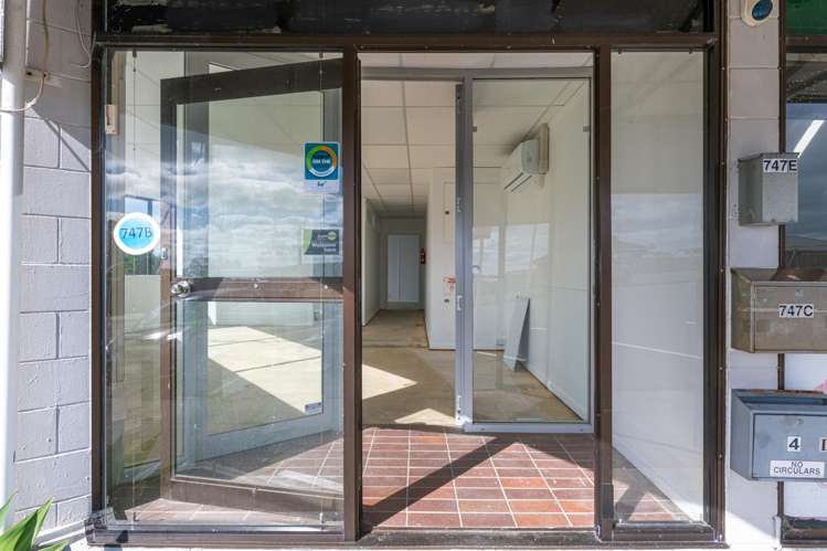 747B Whangaparaoa Road Stanmore Bay_11