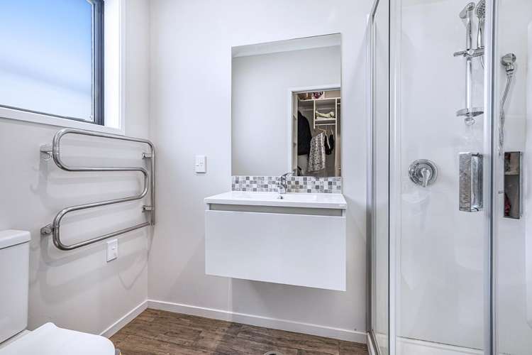 2/7 Corrin Street Melville_12