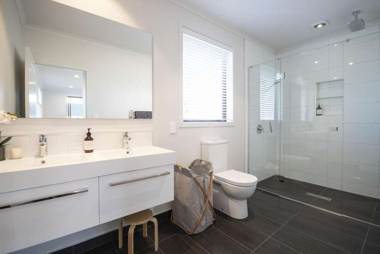 13 Baxter Michael Crescent Cambridge_12