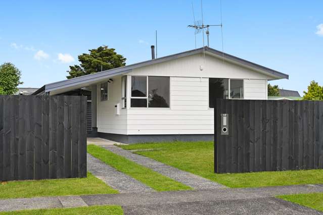 Renovated Beauty with Workshop Bonus