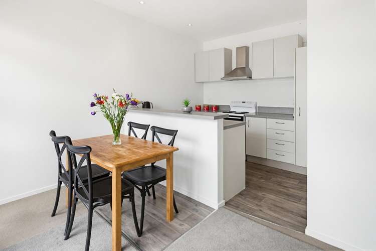 207/42 Constable Street Newtown_3