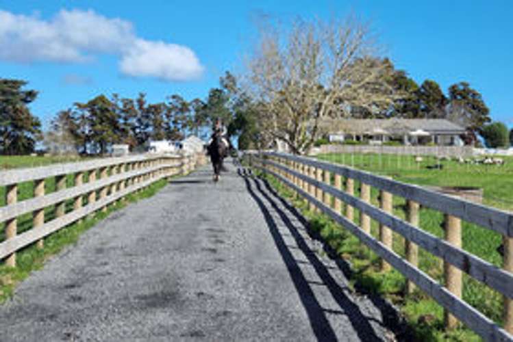 270 Ireland Road Waitoki_16