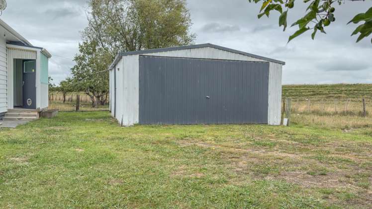 495 Ferry Road Paeroa_13