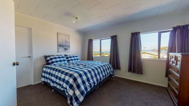 1261b East Coast Road Whakatiwai_9
