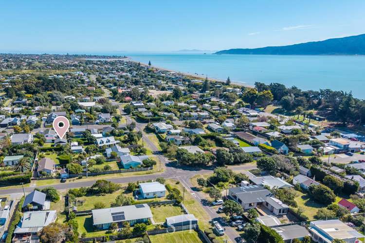 15 Rauparaha Street Waikanae Beach_25