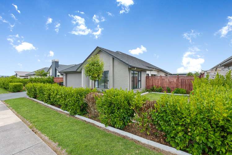 10 Andalusian Way Karaka_17