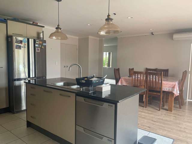108 Wayne Francis Drive Flat Bush_3