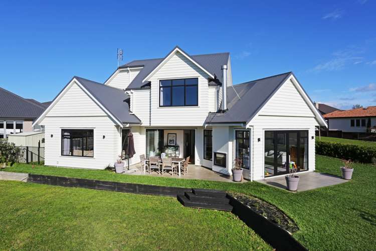 11 Asola Place Karaka_1