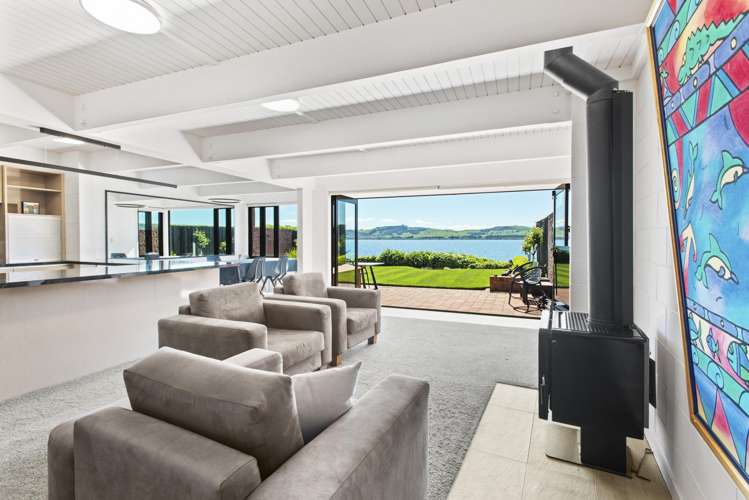 3/287 Lake Terrace Two Mile Bay_6