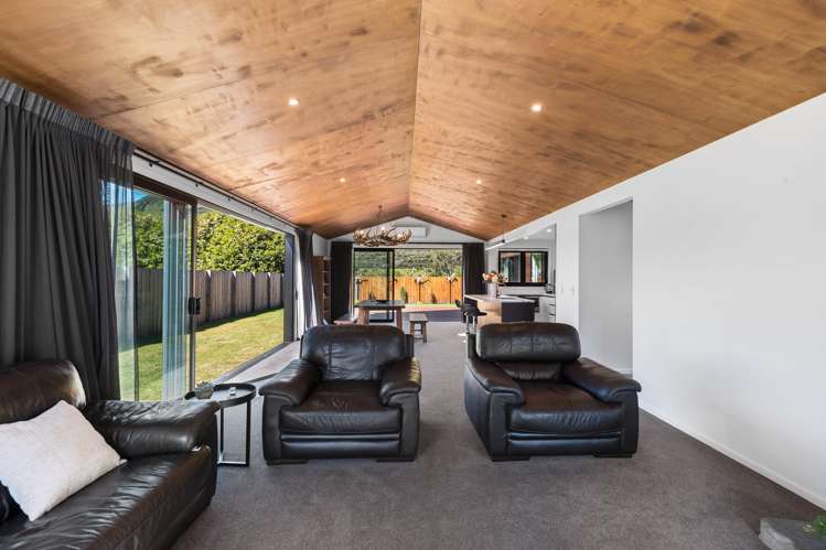 9 Old Dairy Close Glenorchy_6