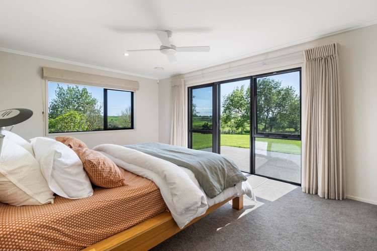 64 Hawthorne Lane Kingseat_11