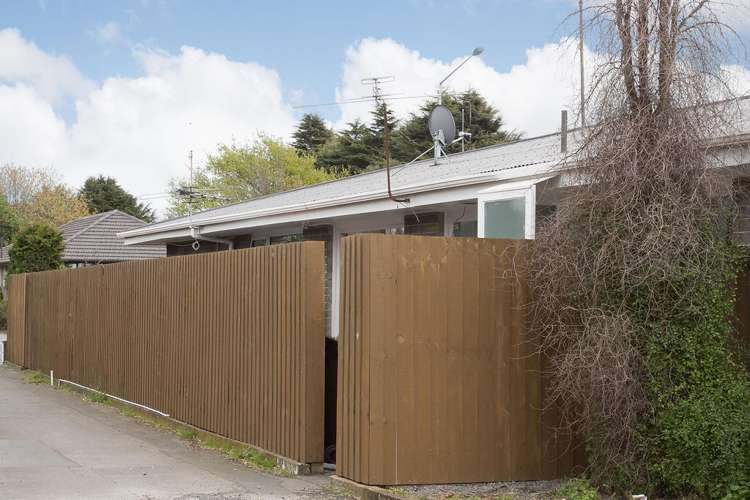 2/9 Curletts Road Sockburn_11