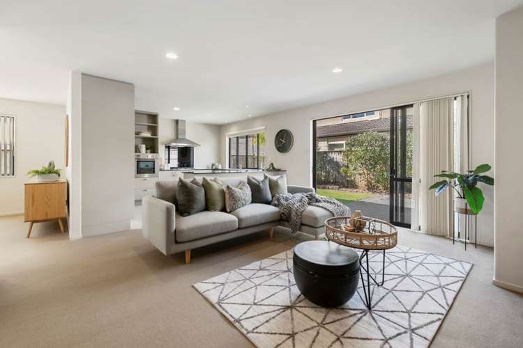 9 Oakville Avenue Flat Bush_3