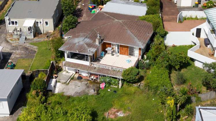 85 Glengarry Road Glen Eden_0