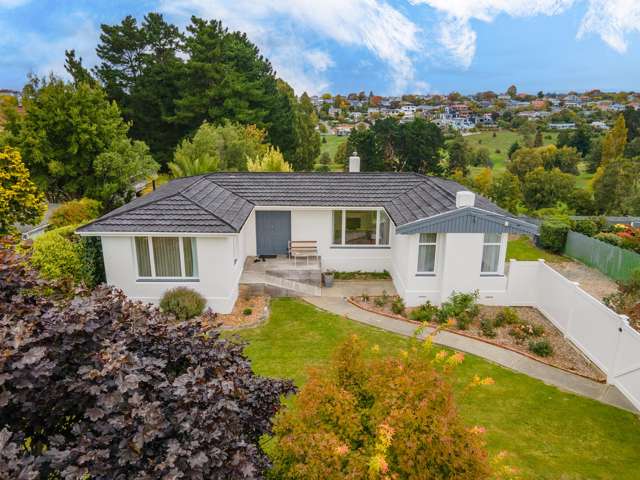 Renovated Home with Golf Course Views
