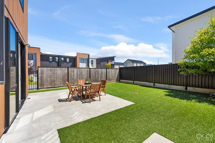 5 Green Lane Wallaceville_14