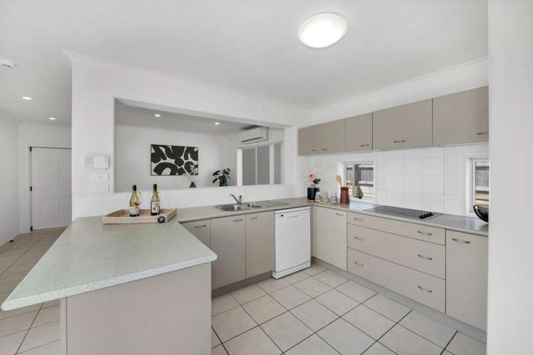 72 Wairere Road The Gardens_27