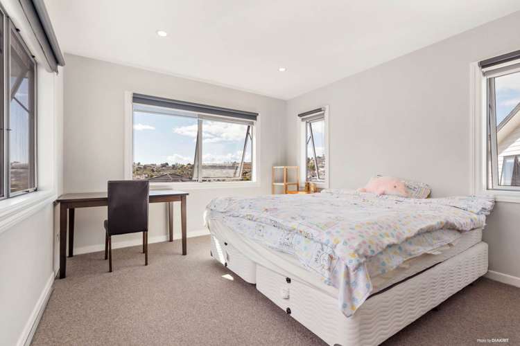 61 Masons Road Oteha_17