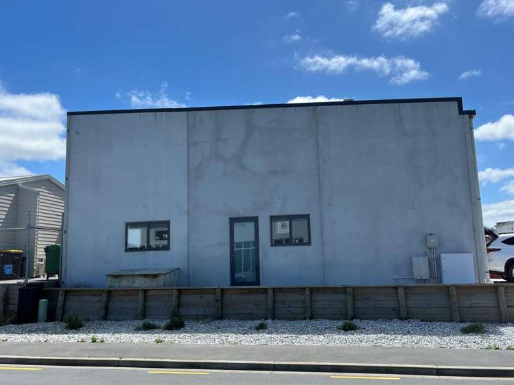 1/7 Lake Bryndwr Lane Burnside_2