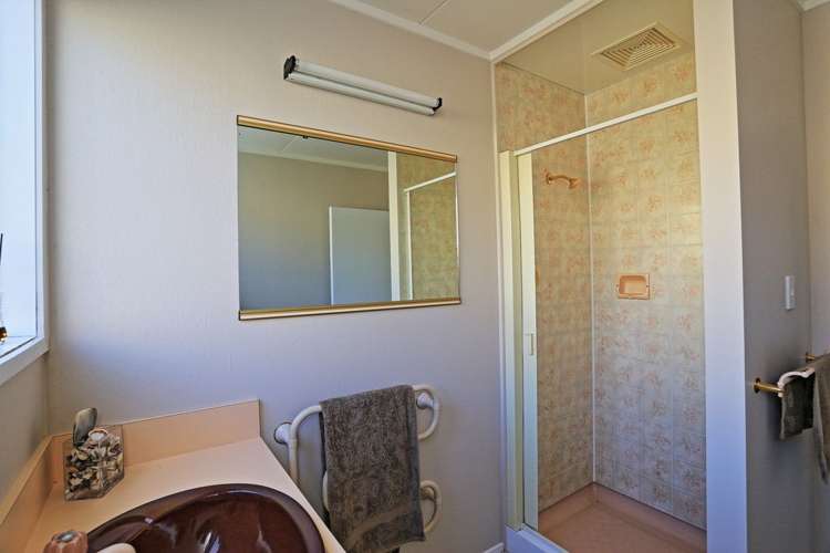 27 Hill Street Kaka Point_8