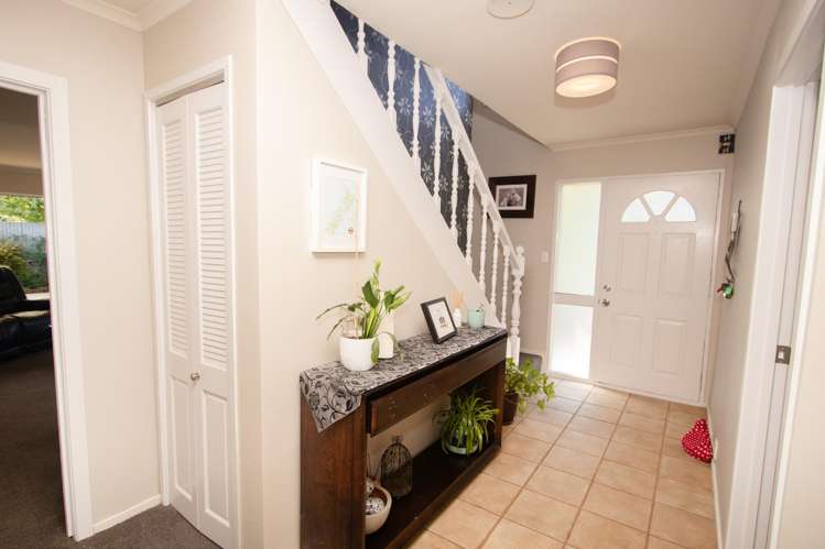 175 Middle Road Allenton_12