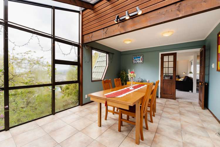 51 Middleton Road Kew_13