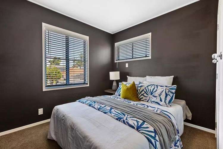 37 Fickling Ave Mount Roskill_17