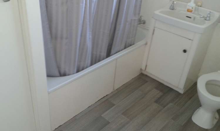 19a Russell Road Fairy Springs_5