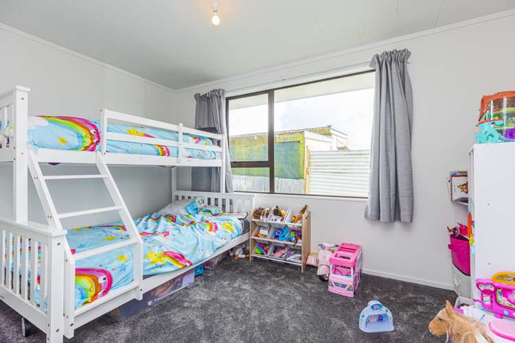 24 Fergusson Street Marton_13