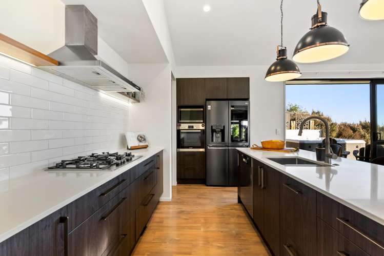 61 Lisle Farm Drive Pukekohe_16