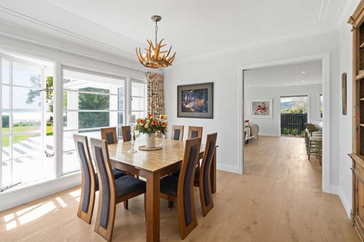 6 Cooper Avenue Holdens Bay_11