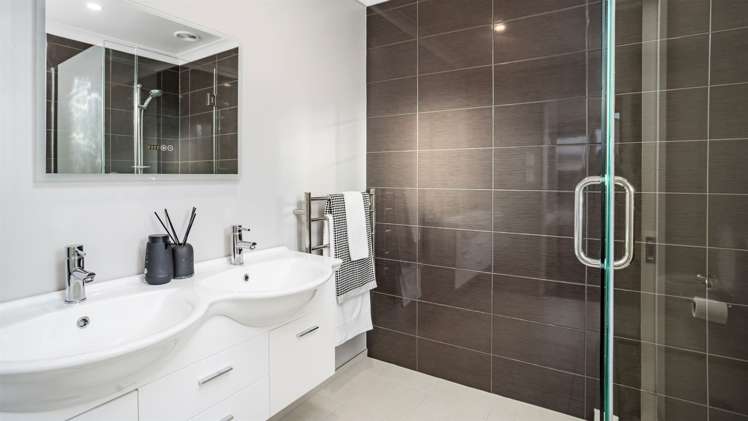 32 Linkwater Way Parklands_6