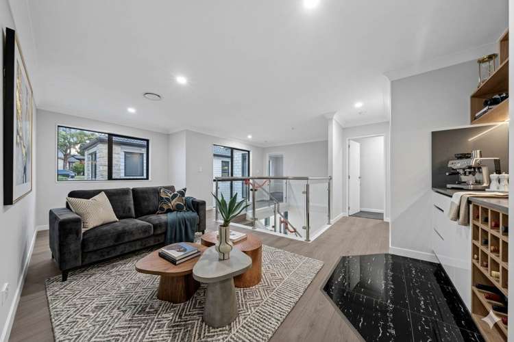 13 Mill Hill Close Flat Bush_9
