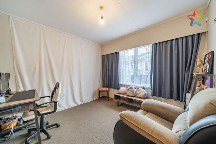 52 Russell Road Wainuiomata_12