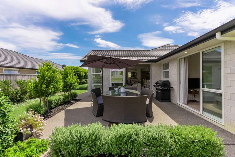 17 Lydiard Place Beachlands_13