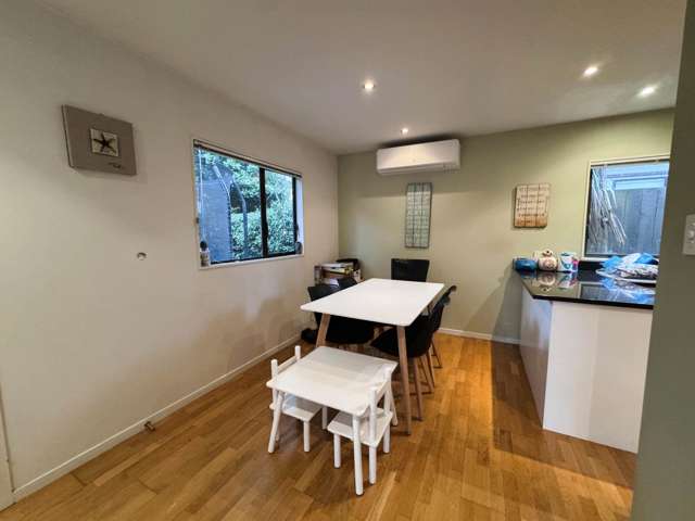 2/35 Wairakei Street Greenlane_2