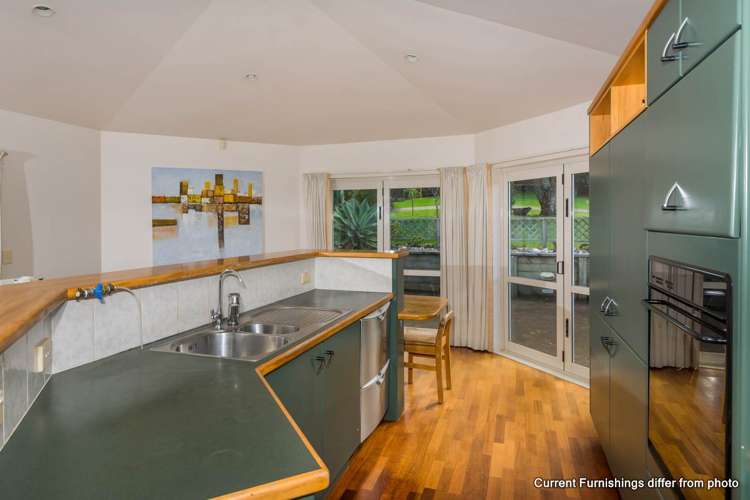 22 Dene Court Lane Greenhithe_11