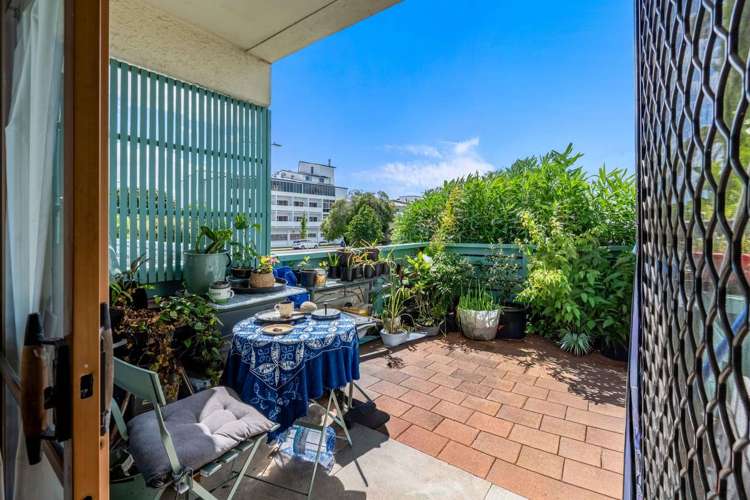 7/16 Park Street Tauranga Central_8